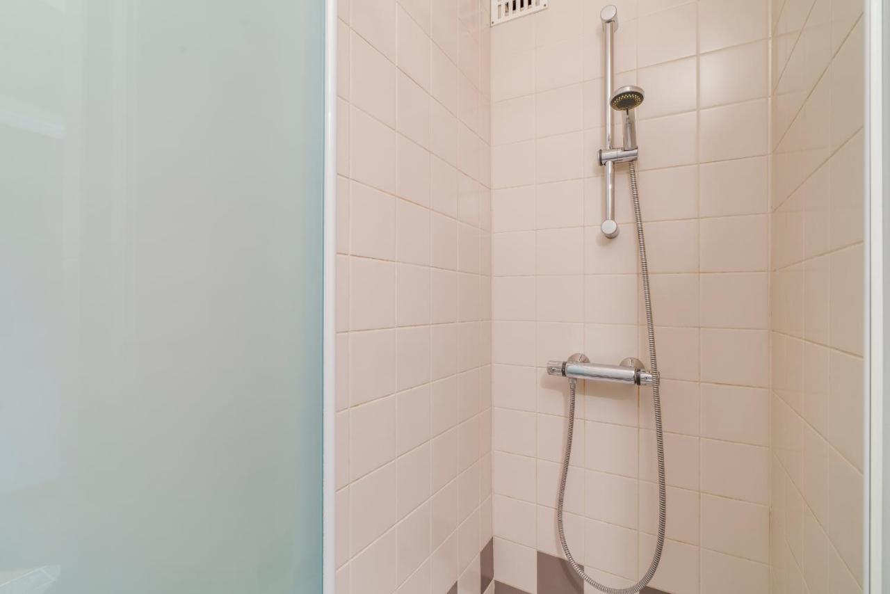 Appartement Zonnig Familie App Op Zeedijk Met Zeezicht Voor 6P à Ostende Extérieur photo