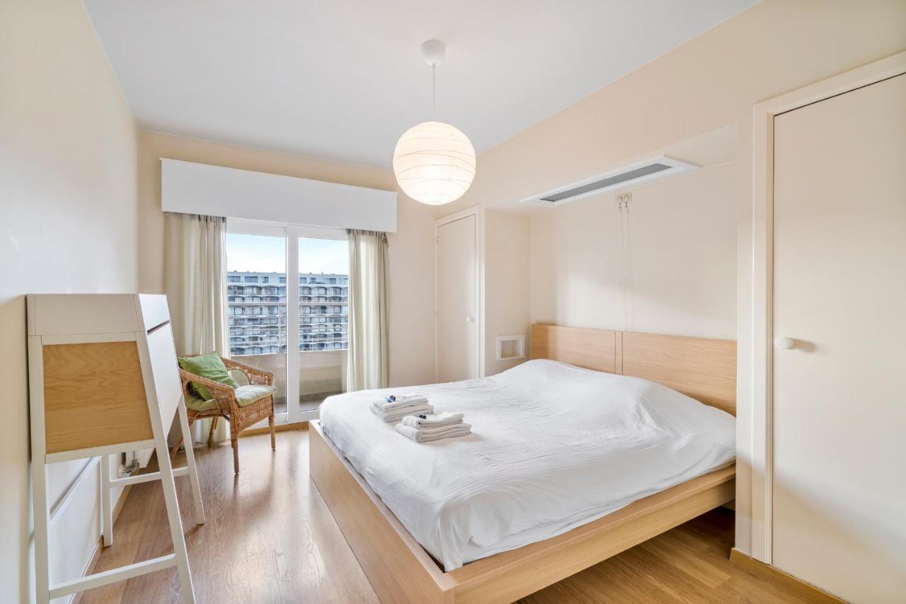 Appartement Zonnig Familie App Op Zeedijk Met Zeezicht Voor 6P à Ostende Extérieur photo